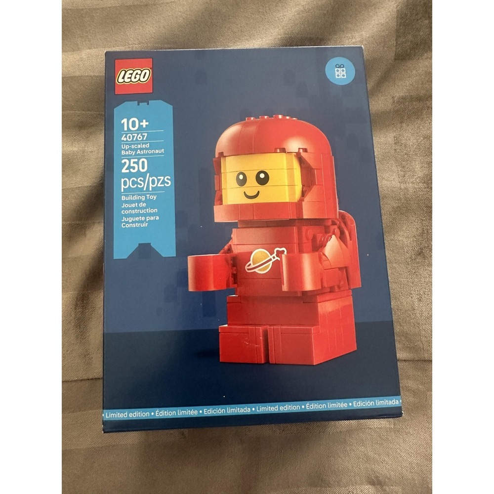 LEGO 40767 Up-Scaled Baby Astronaut Limited Edition Building Set 250 Pieces New
